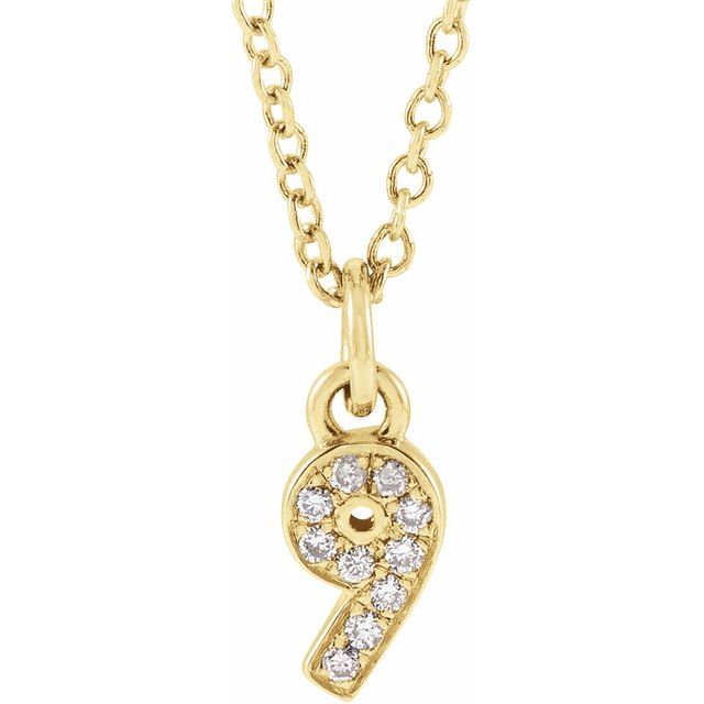 Tallhalskjede «9» i 14 kt gult gull med diamant, 0,04 ct totalt, 40,6–45,7 cm fra Smykke24