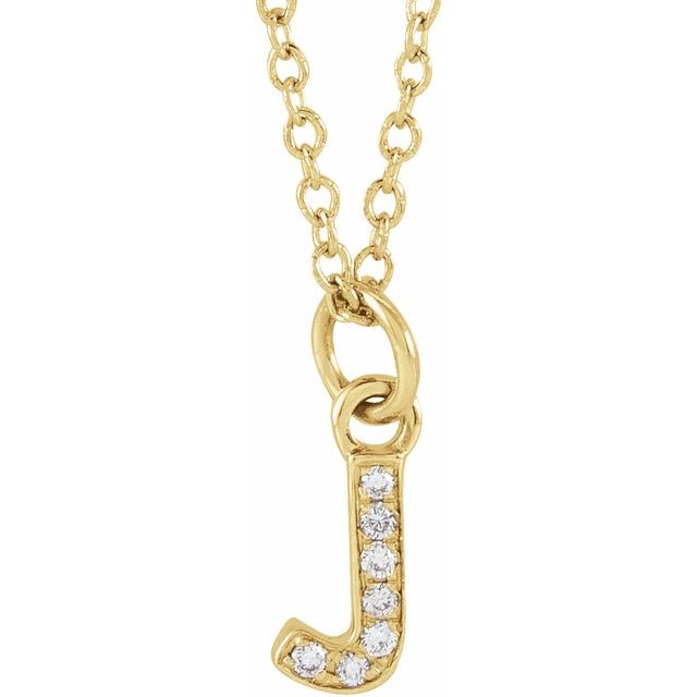 Lite bokstavhalskjede «J» i 14 kt gult gull med diamant, 0,03 ct totalt, 40,6–45,7 cm fra Smykke24