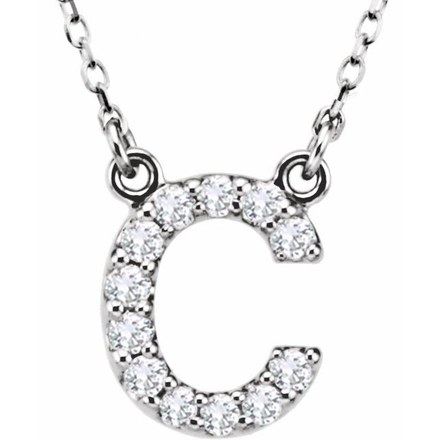 Bokstavhalskjede «C» i 14 kt hvitt gull med diamant, 0,125 ct totalt, 40,6 cm fra Smykke24
