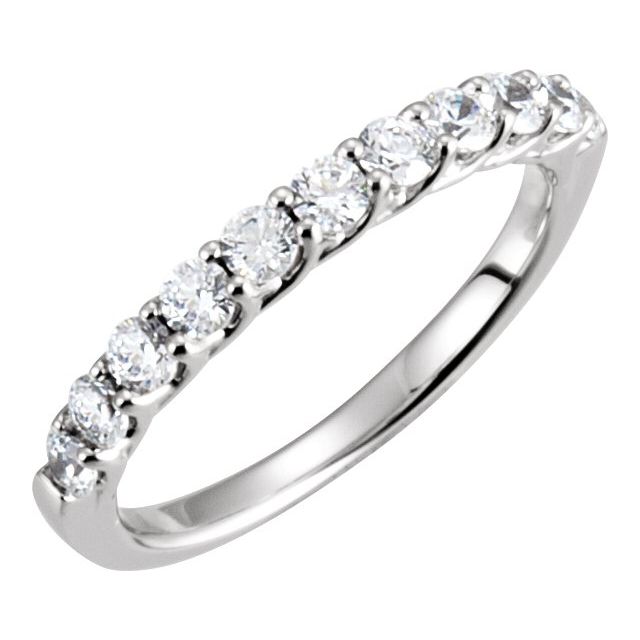 Diamantring i gull eller platina – modell 121710 – 14 kt hvitt gull – Naturlige diamanter – Rund 2,5 mm · 0,625 ct totalt · 11 steiner