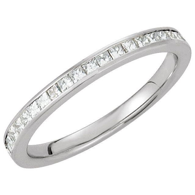 Diamantring i gull eller platina – modell 121886 – 14 kt hvitt gull – Naturlige diamanter – Firkantet 1,5 × 1,5 mm · 0,5 ct totalt · 24 steiner