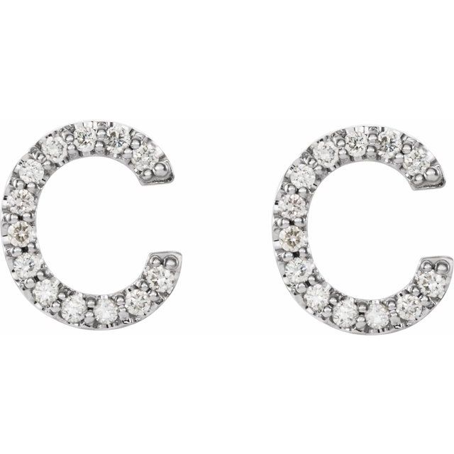 Bokstavøredobber «C» i 14 kt hvitt gull med diamant, 0,10 ct totalt (par) fra Smykke24