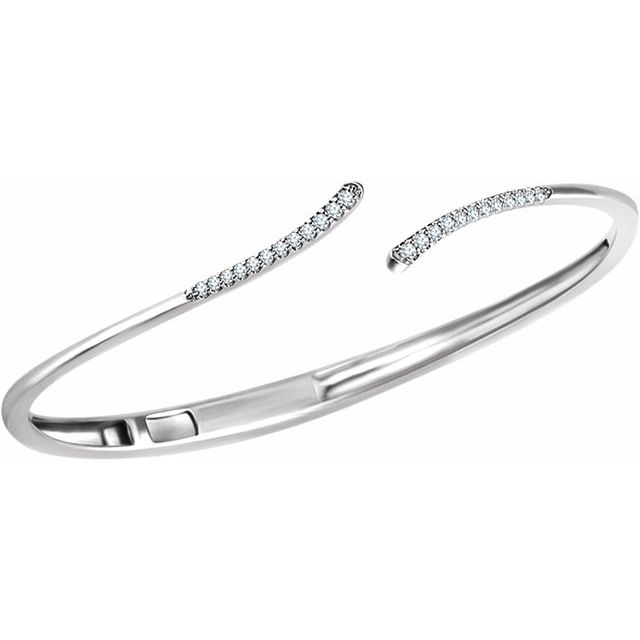 Åpent armbånd – 14K hvitt gull fra Smykke24