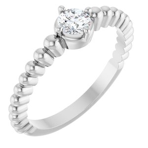 Ring med laboratoriedyrket edelsten – modell 72561