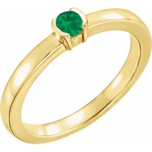 Ring i 14 kt gult gull med laboratoriedyrket edelsten – 3,5 mm