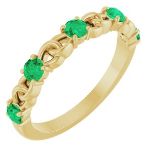 Ring i 14 kt gult gull med laboratoriedyrkede edelstener – 3 mm