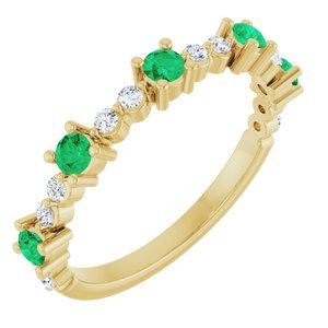 Ring med laboratoriedyrkede edelstener og naturlige diamanter – 2,5 mm