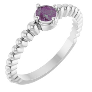 Ring med laboratoriedyrket edelsten – modell 72561