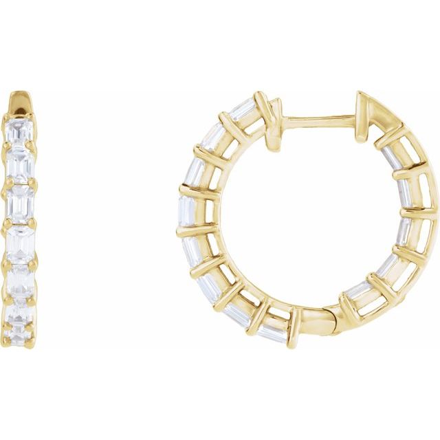 Creoler i 14 kt gult gull med laboratoriedyrket diamant og smaragd, 3 ct totalt, smaragdslipt sten 3,2 × 2,3 mm, lengde 21,2 mm, tykkelse 3,2 mm (par) fra Smykke24