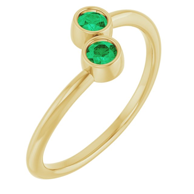 Ring med laboratoriedyrkede edelstener – 14 kt gult gull – Laboratoriedyrket smaragd – Rund 3 mm · 2 steiner