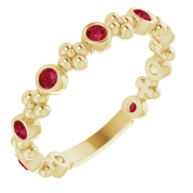 Ring med laboratoriedyrkede edelstener – 14 kt gult gull – Laboratoriedyrket rubin – Rund 2 mm · 9 steiner